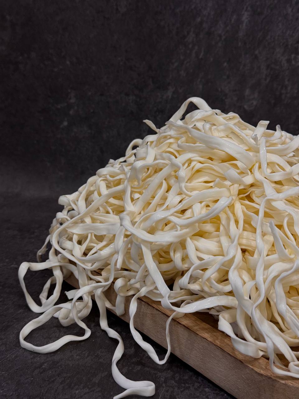 Чечил молочный